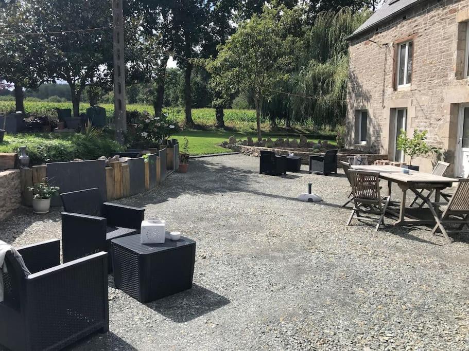 Charmant Gite Entre Vallee De La Rance Et Cote D'Emeraude Pleslin-Trigavou Esterno foto